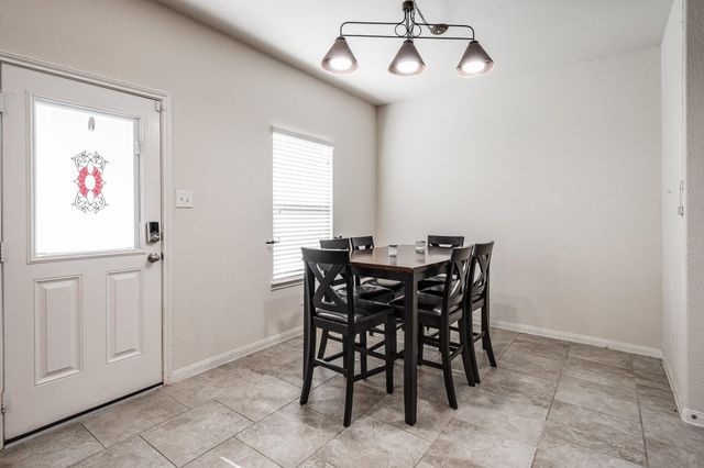 901 Jefferson Avenue, Cleveland, TX 77327