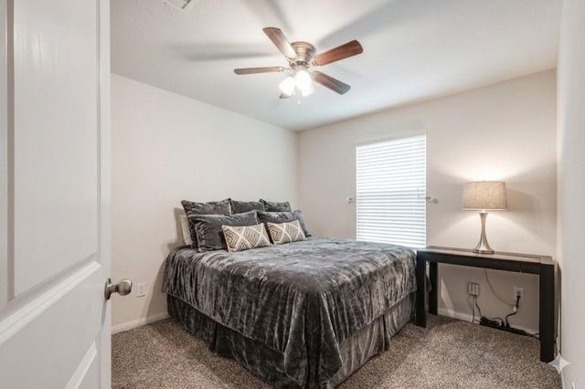 901 Jefferson Avenue, Cleveland, TX 77327