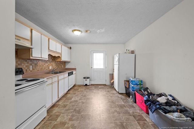 201 & 203 Bahia Lane, Raeford, NC 28376