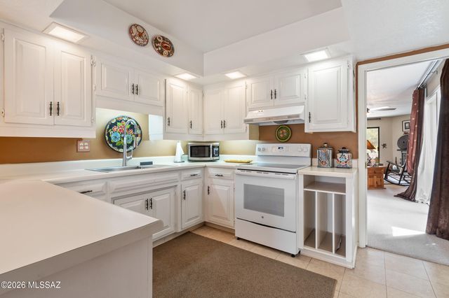 7568 N Palm Circle, Tucson, AZ 85704