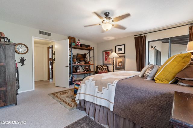 7568 N Palm Circle, Tucson, AZ 85704