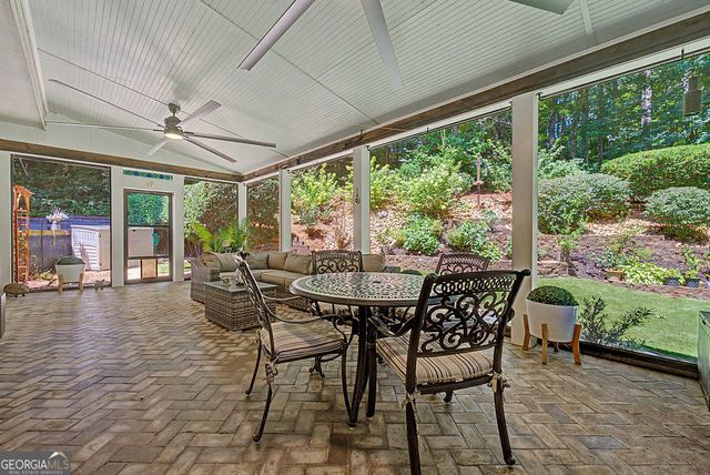 106 Fairway Overlook, Woodstock, GA 30188
