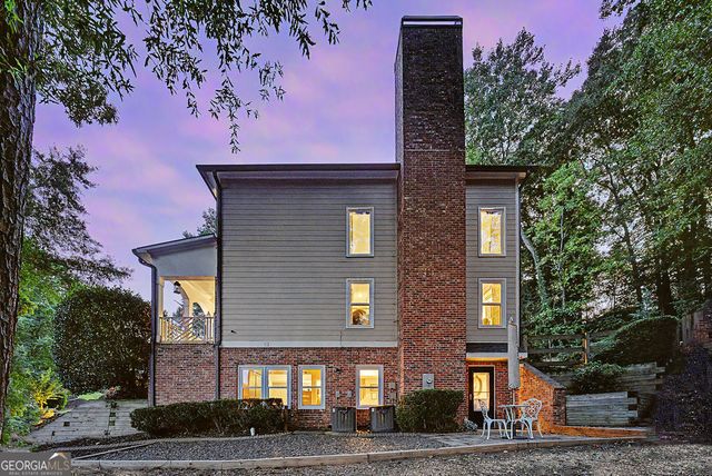 106 Fairway Overlook, Woodstock, GA 30188