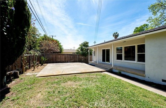 1823 Greenwood, Santa Ana, CA 92705