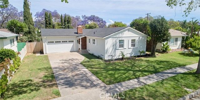 1823 Greenwood, Santa Ana, CA 92705