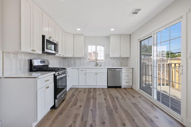 1142 E Cornell Avenue, Fresno, CA 93704