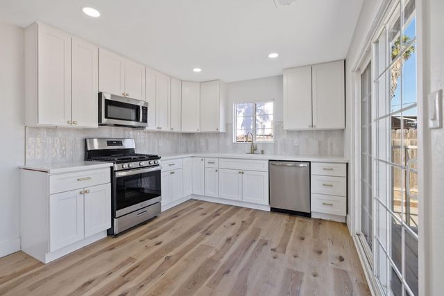 1142 E Cornell Avenue, Fresno, CA 93704
