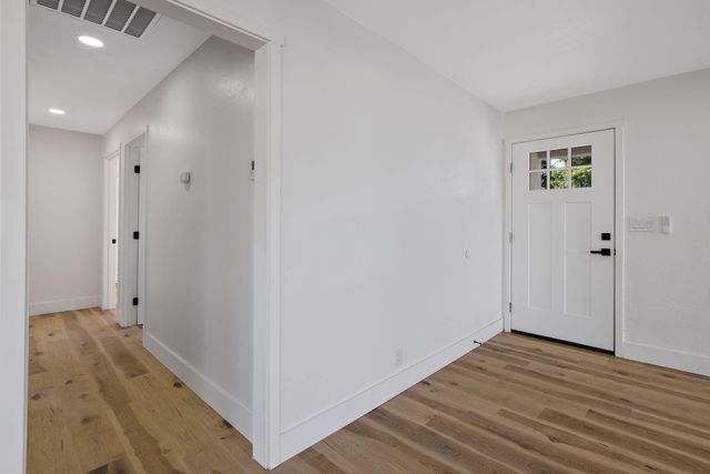1142 E Cornell Avenue, Fresno, CA 93704