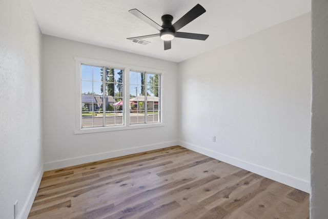 1142 E Cornell Avenue, Fresno, CA 93704