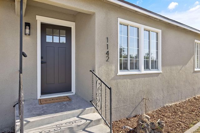 1142 E Cornell Avenue, Fresno, CA 93704