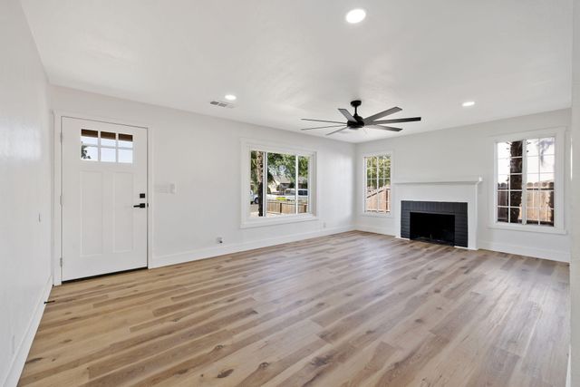 1142 E Cornell Avenue, Fresno, CA 93704