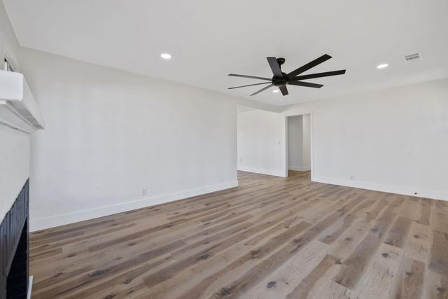 1142 E Cornell Avenue, Fresno, CA 93704