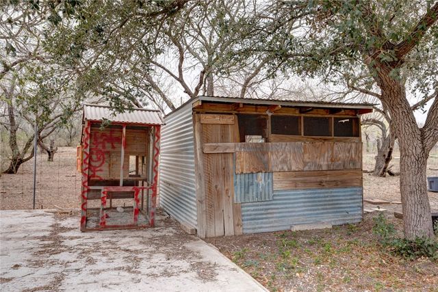 227 E Fm 772, Kingsville, TX 78363