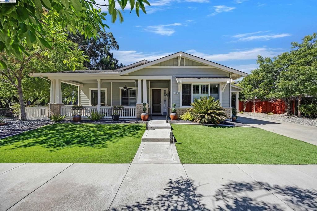 4202 Grove Ct, Livermore, CA 94550