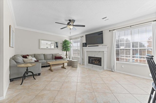 1802 Wynforest Drive, Deer Park, TX 77536