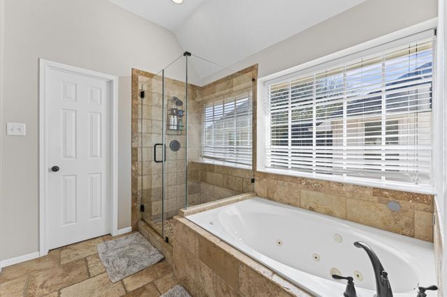 1802 Wynforest Drive, Deer Park, TX 77536