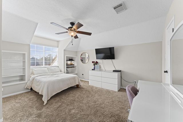 1802 Wynforest Drive, Deer Park, TX 77536