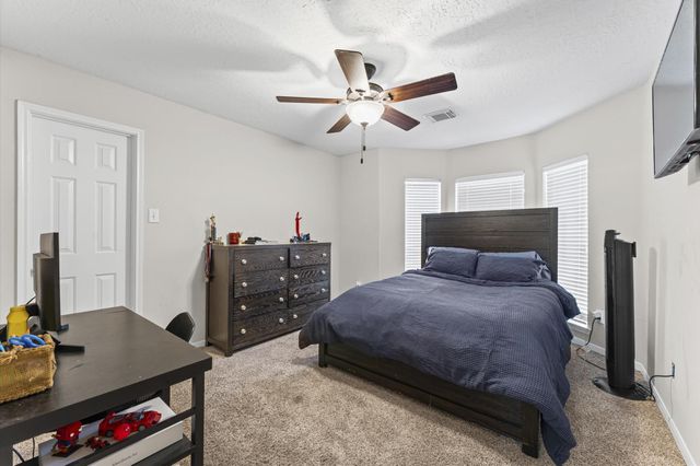 1802 Wynforest Drive, Deer Park, TX 77536