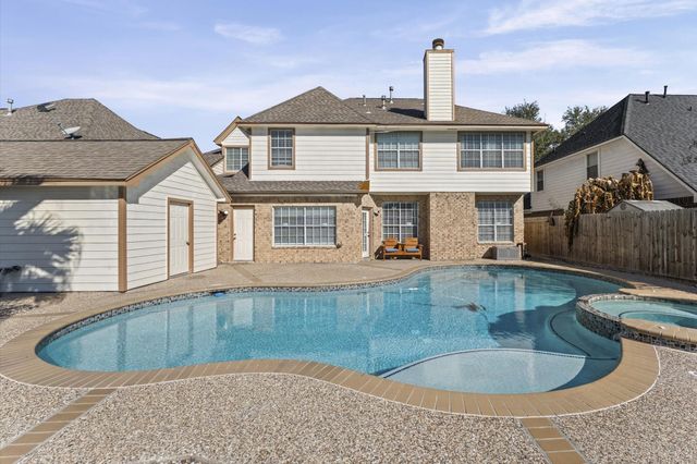 1802 Wynforest Drive, Deer Park, TX 77536