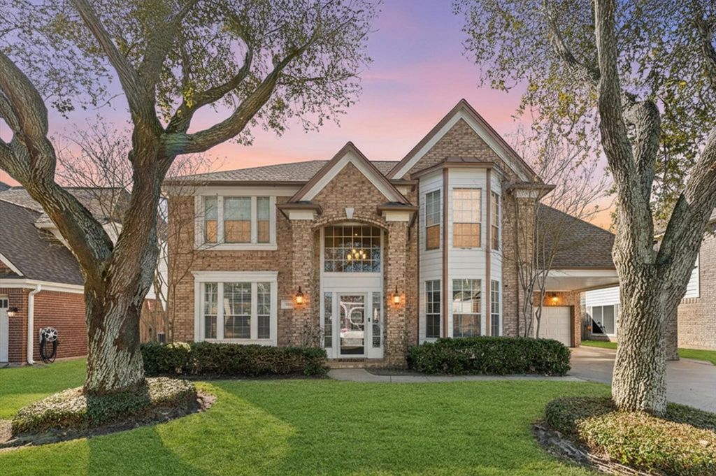 1802 Wynforest Drive, Deer Park, TX 77536