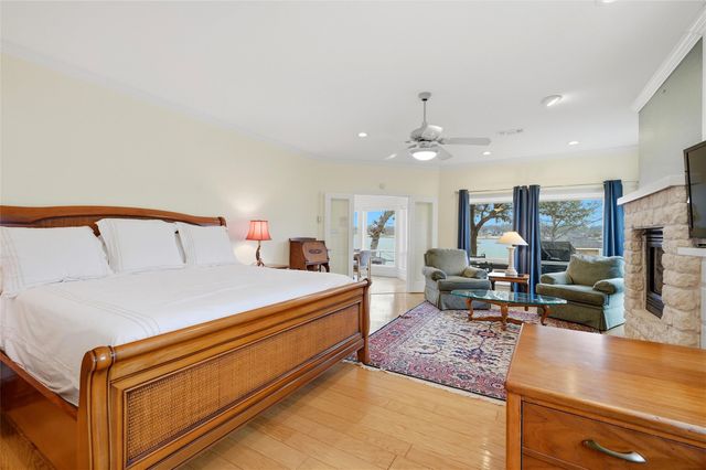 143 Blackfoot Trail, Lake Kiowa, TX 76240