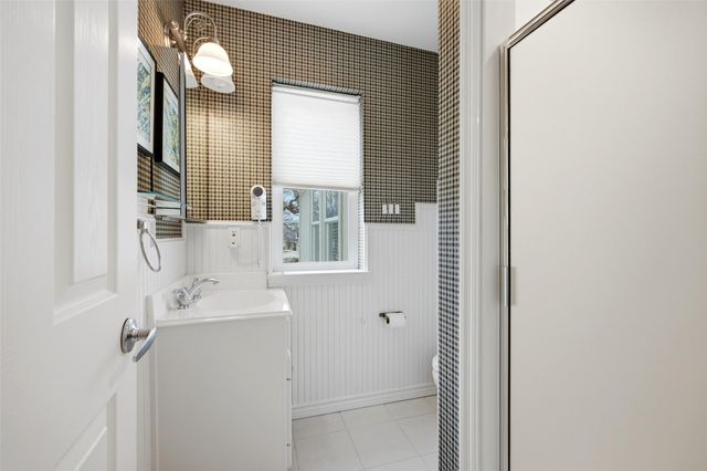 143 Blackfoot Trail, Lake Kiowa, TX 76240