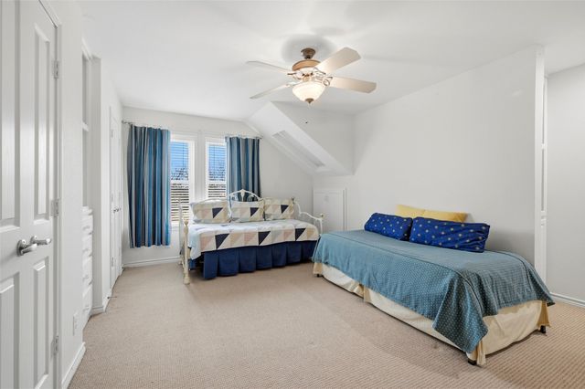 143 Blackfoot Trail, Lake Kiowa, TX 76240