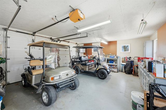 143 Blackfoot Trail, Lake Kiowa, TX 76240