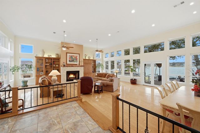 143 Blackfoot Trail, Lake Kiowa, TX 76240