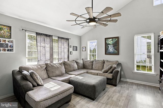 8711 JENNY LN, Fredericksburg, VA 22407