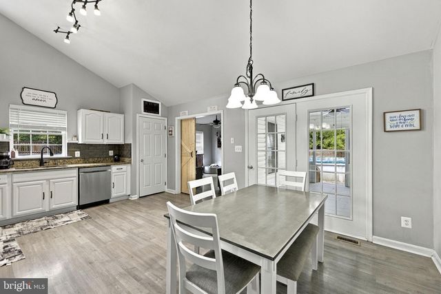8711 JENNY LN, Fredericksburg, VA 22407