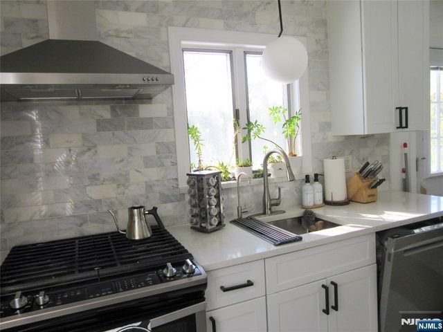 49 Notch Road, Clifton, NJ 07013