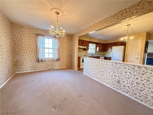 5637 Louise Drive, Mentor, OH 44060