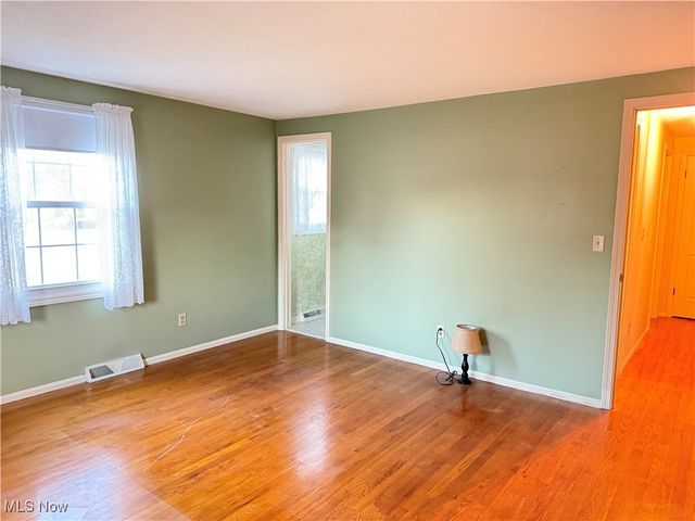 5637 Louise Drive, Mentor, OH 44060