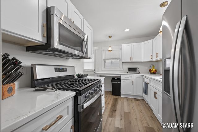 1537 Whiting Street SW, Wyoming, MI 49509