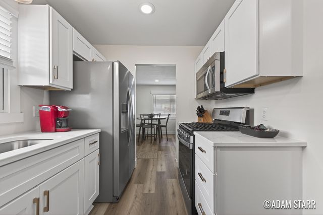 1537 Whiting Street SW, Wyoming, MI 49509