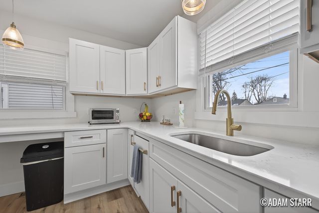 1537 Whiting Street SW, Wyoming, MI 49509