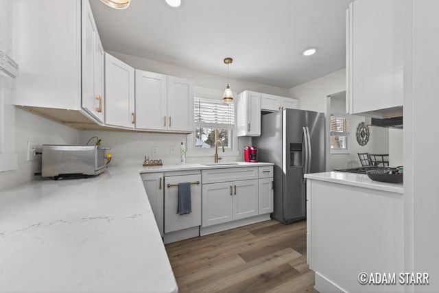 1537 Whiting Street SW, Wyoming, MI 49509