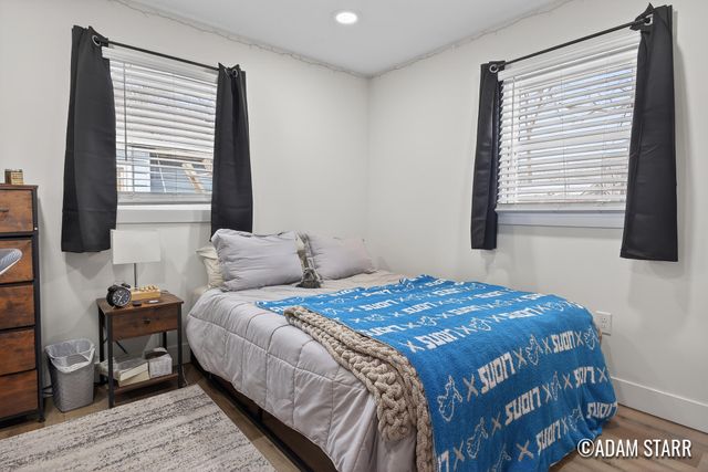 1537 Whiting Street SW, Wyoming, MI 49509