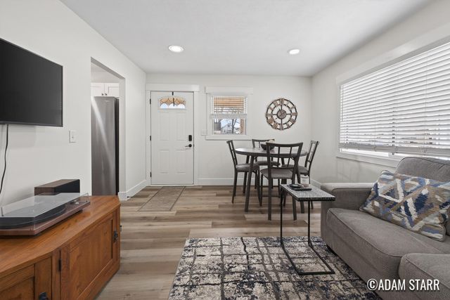 1537 Whiting Street SW, Wyoming, MI 49509