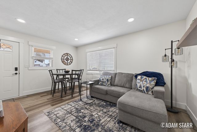 1537 Whiting Street SW, Wyoming, MI 49509