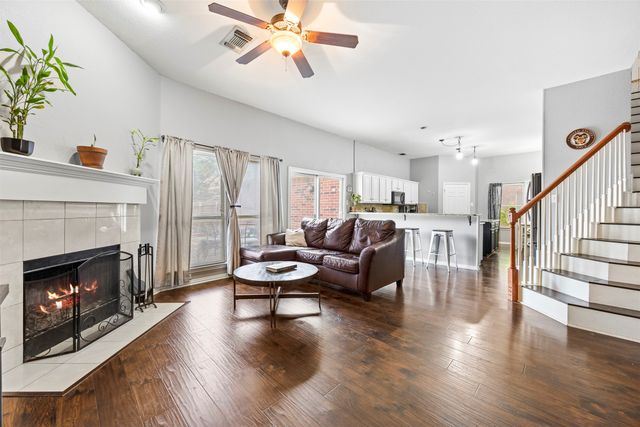 861 Pinnacle Circle, Lewisville, TX 75077