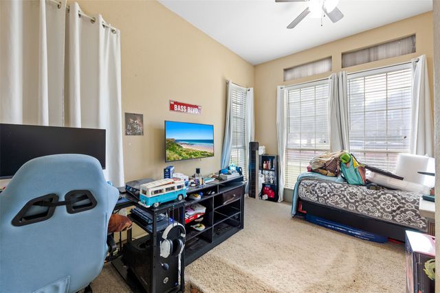 861 Pinnacle Circle, Lewisville, TX 75077