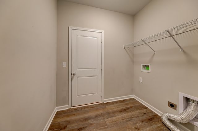 1523 Kingbird Dr, Clarksville, TN 37040