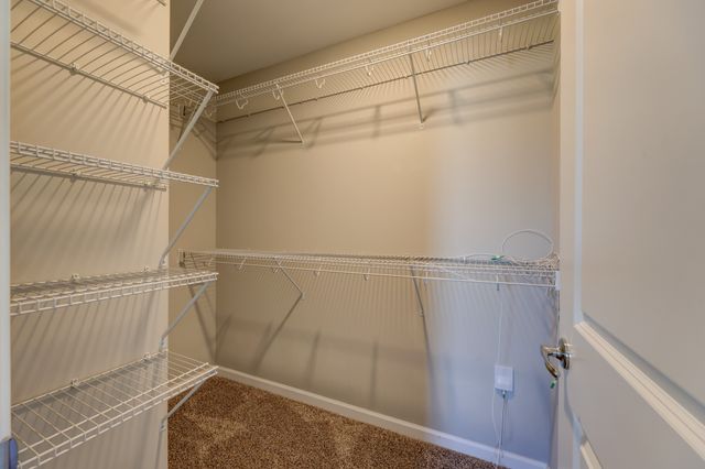 1523 Kingbird Dr, Clarksville, TN 37040