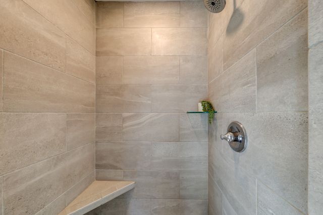 1523 Kingbird Dr, Clarksville, TN 37040