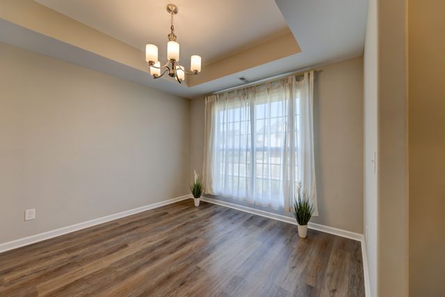 1523 Kingbird Dr, Clarksville, TN 37040