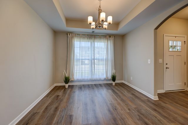 1523 Kingbird Dr, Clarksville, TN 37040