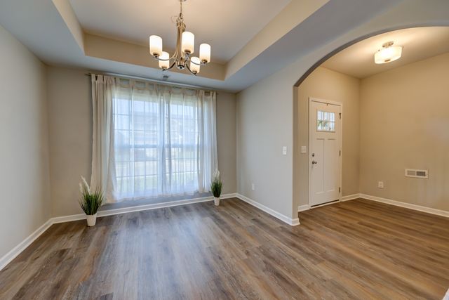 1523 Kingbird Dr, Clarksville, TN 37040