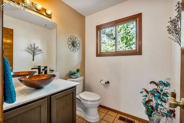 8016 Acoma Drive, Larkspur, CO 80118